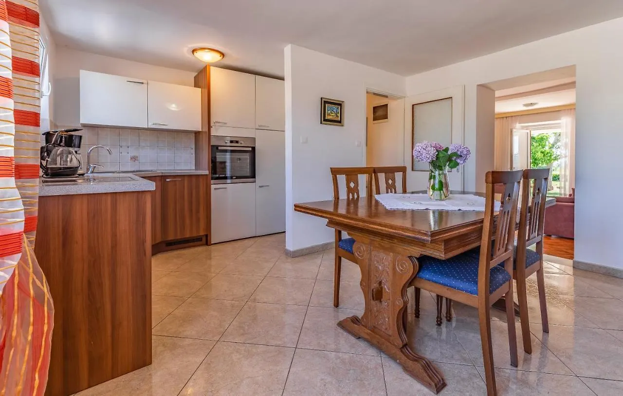 Apartment Melanie Marcana Croatia