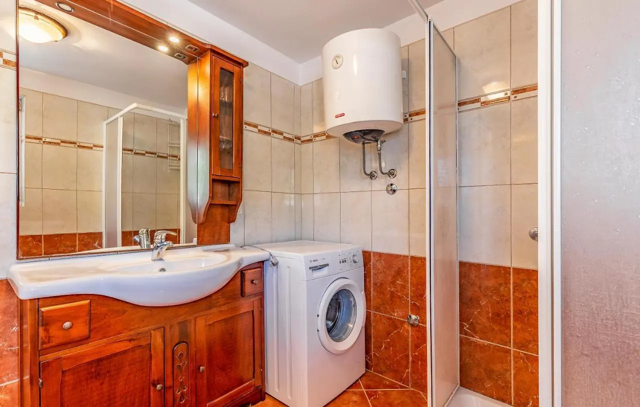 Apartment Melanie Marcana